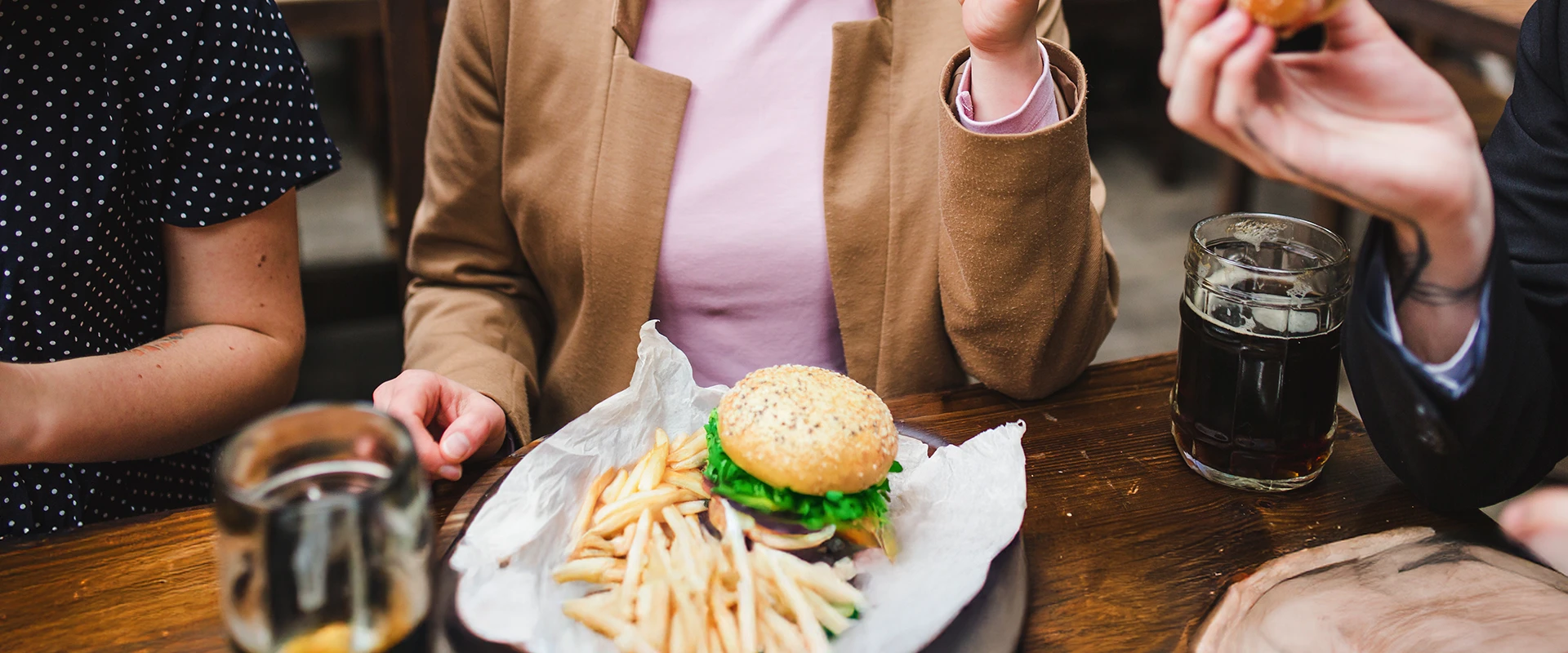 Umsatzsteuer: Burger im Sparmenü kann nicht teurer sein als im Einzelverkauf